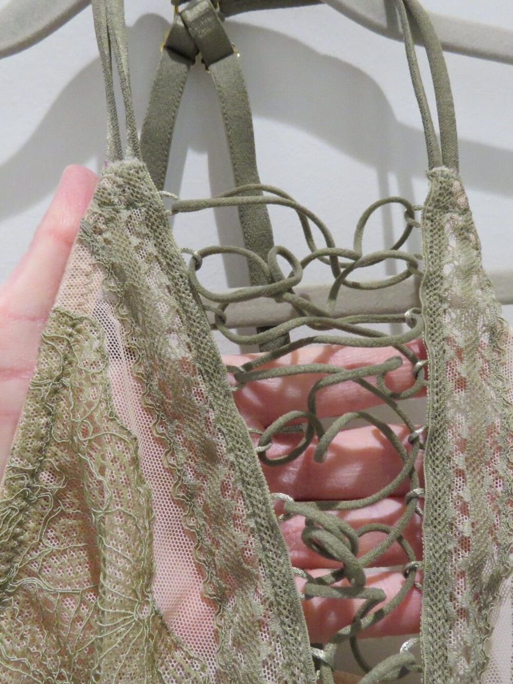 VICTORIA'S SECRET Very Sexy High Neck Lace Up Sage Green Lace Bralette XL Fairy - Picture 10 of 13